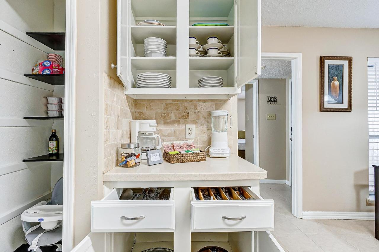 Cheerful 3-Bedroom Home With Indoor Fireplace Houston Extérieur photo